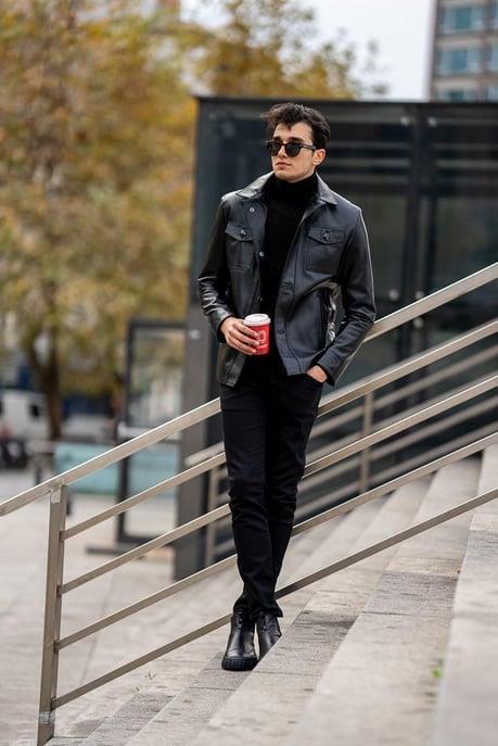 %100 Deri Cepli Ceket ürünü DIŞ GİYİM kategorisinde sizleri bekliyor.