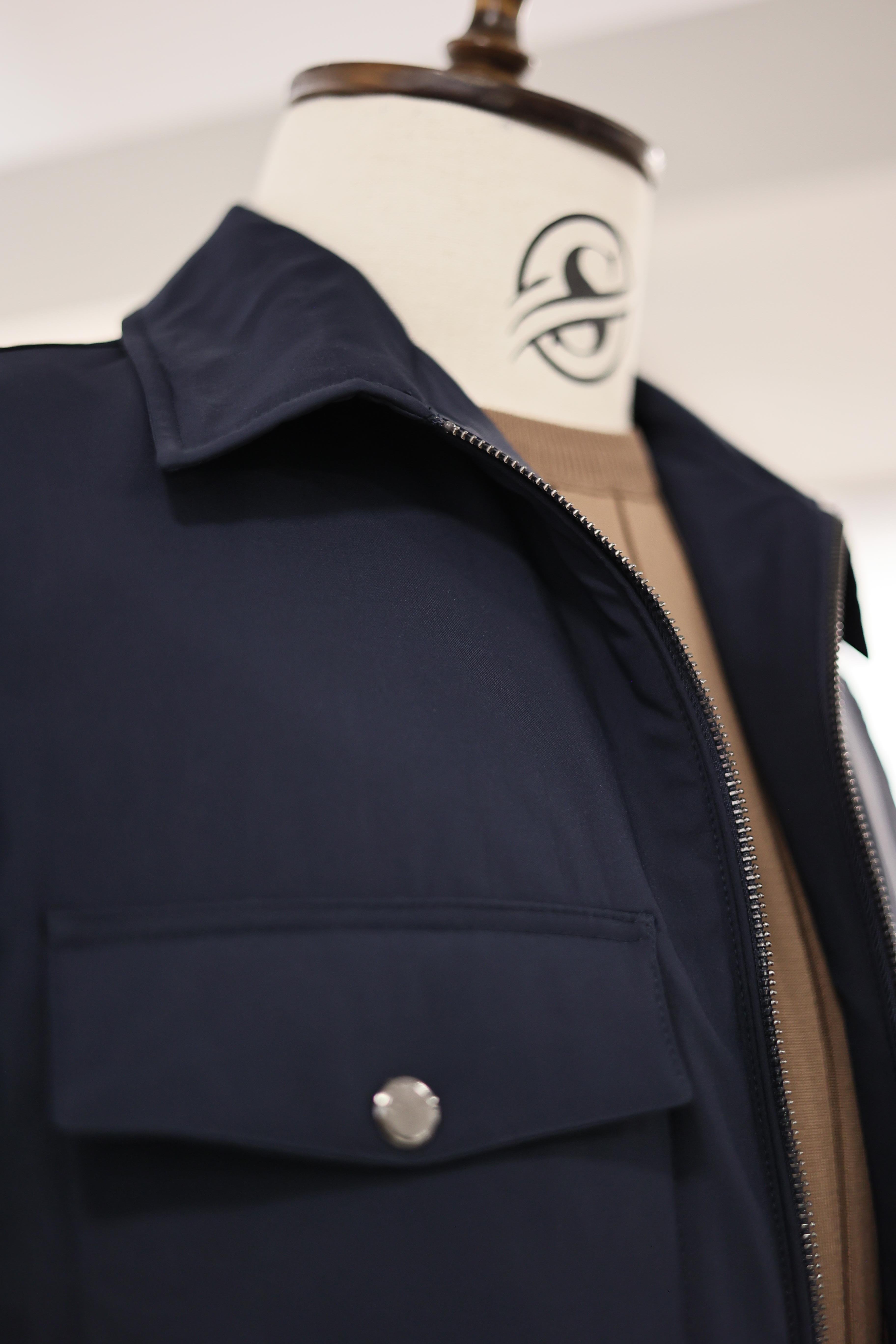 2 Pocket Coat ürünü OUTERWEAR kategorisinde sizleri bekliyor.