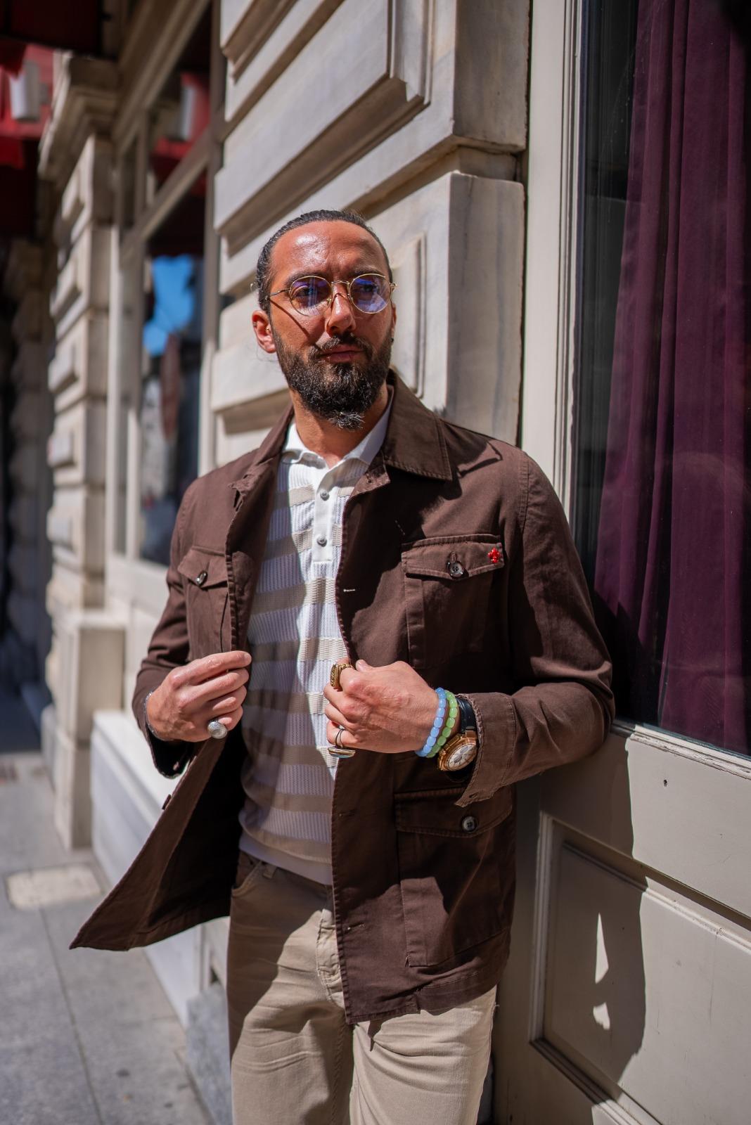 4 Cep Detaylı İçeriden Aparatlı Safari Mont ürünü DIŞ GİYİM kategorisinde sizleri bekliyor.