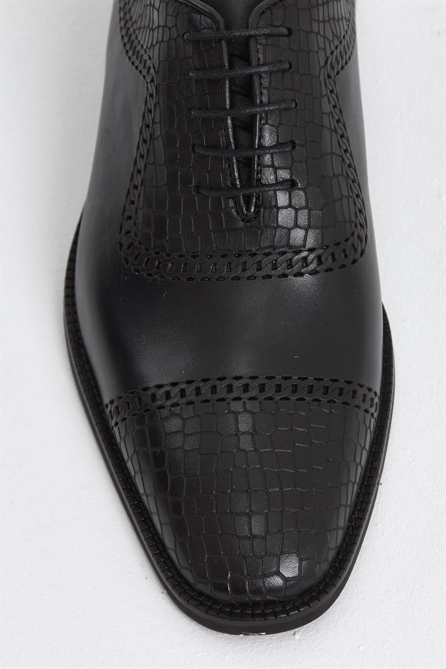 Print Leather Detail Genuine Leather Casual Shoes ürünü NEW SEASON kategorisinde sizleri bekliyor.