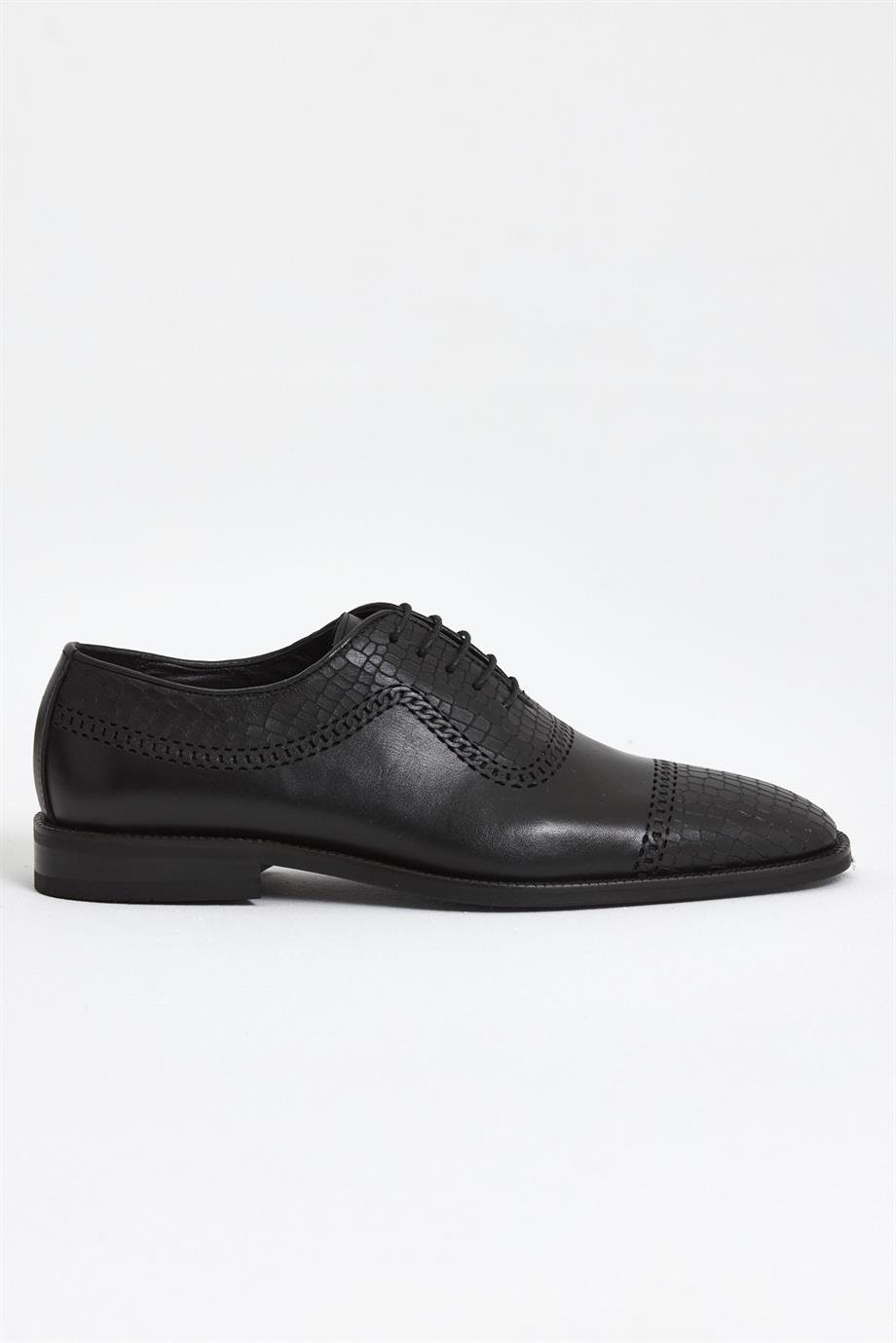 Print Leather Detail Genuine Leather Casual Shoes ürünü NEW SEASON kategorisinde sizleri bekliyor.