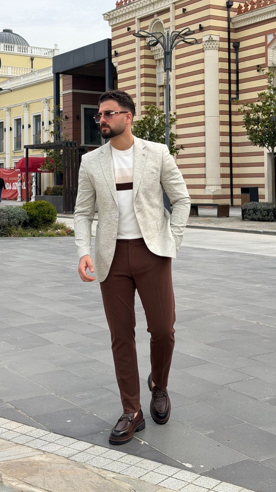 CEKET MONO YAKA ürünü JACKET kategorisinde sizleri bekliyor.