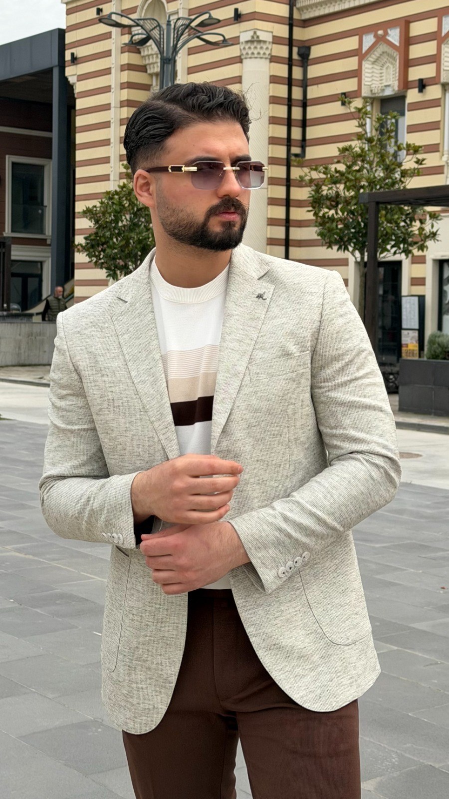 CEKET MONO YAKA ürünü JACKET kategorisinde sizleri bekliyor.
