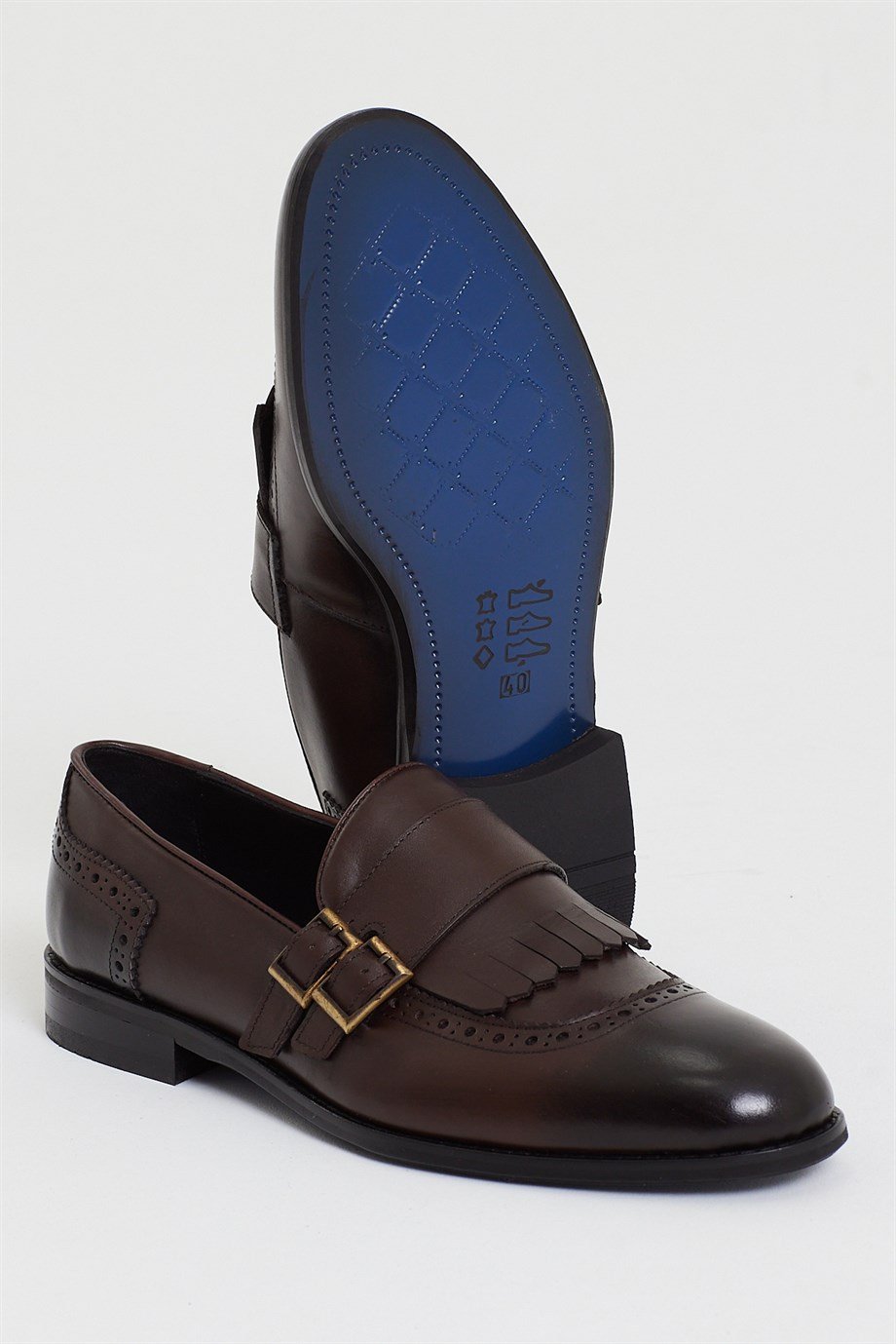 Double Buckle Detailed Italian Loafer ürünü NEW SEASON kategorisinde sizleri bekliyor.