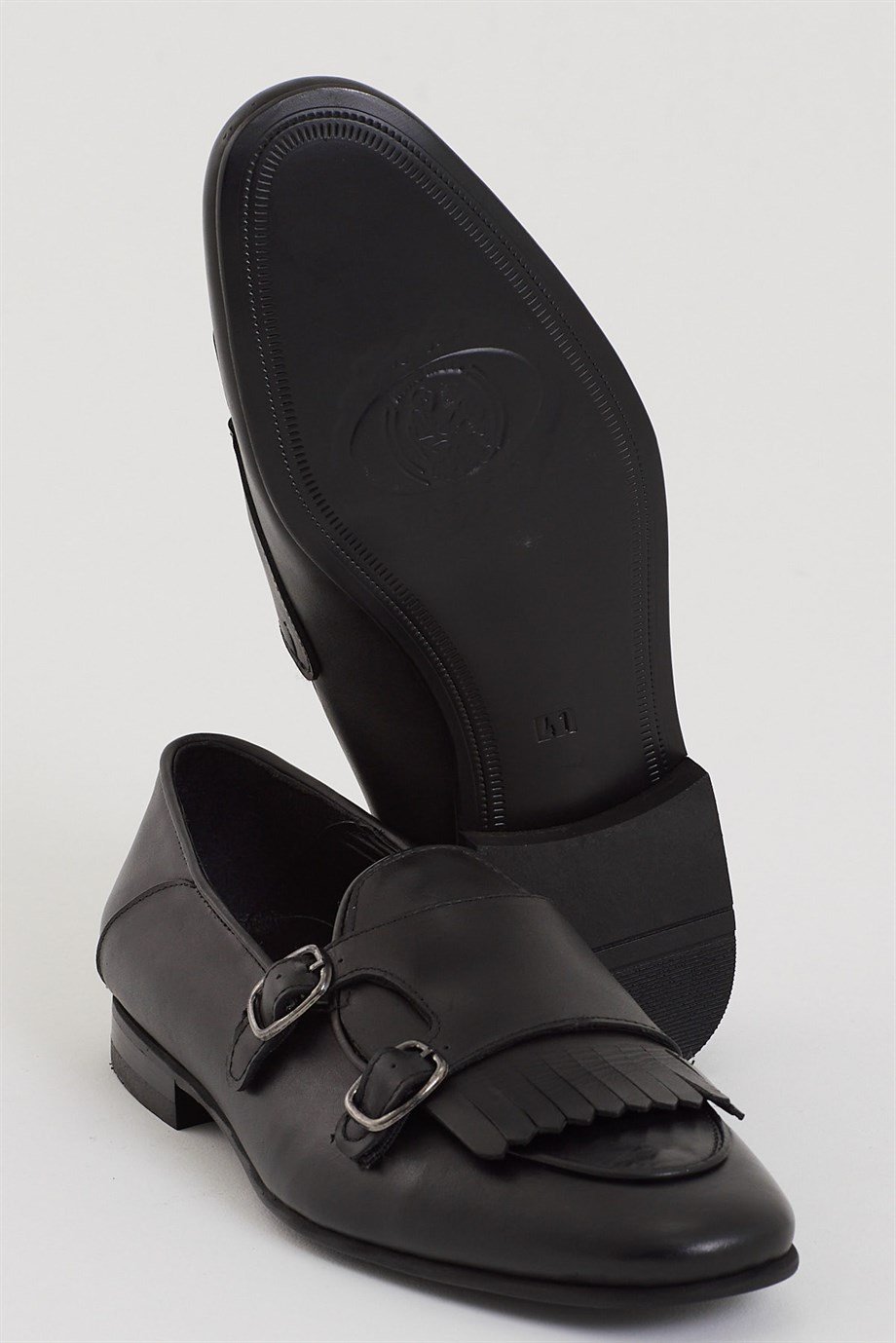 Double Buckle Special Design Loafer ürünü NEW SEASON kategorisinde sizleri bekliyor.