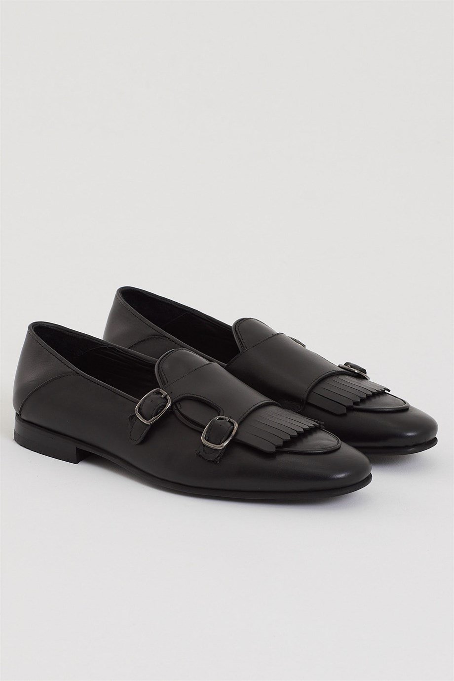 Çift Tokalı Özel Tasarım Loafer ürünü NEW SEASON kategorisinde sizleri bekliyor.