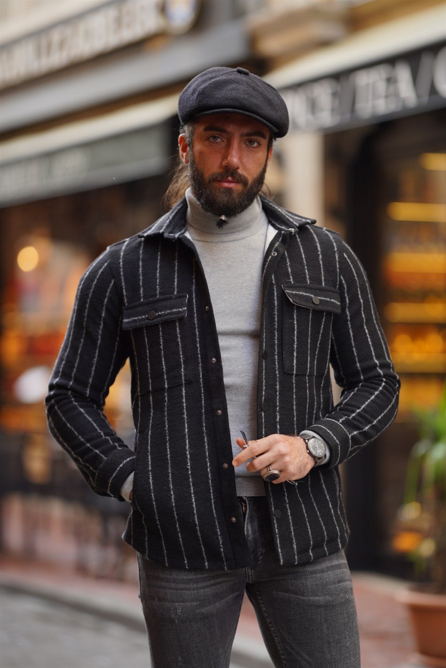 Line Detailed Slim Fit Flannel Jacket ürünü OUTERWEAR kategorisinde sizleri bekliyor.