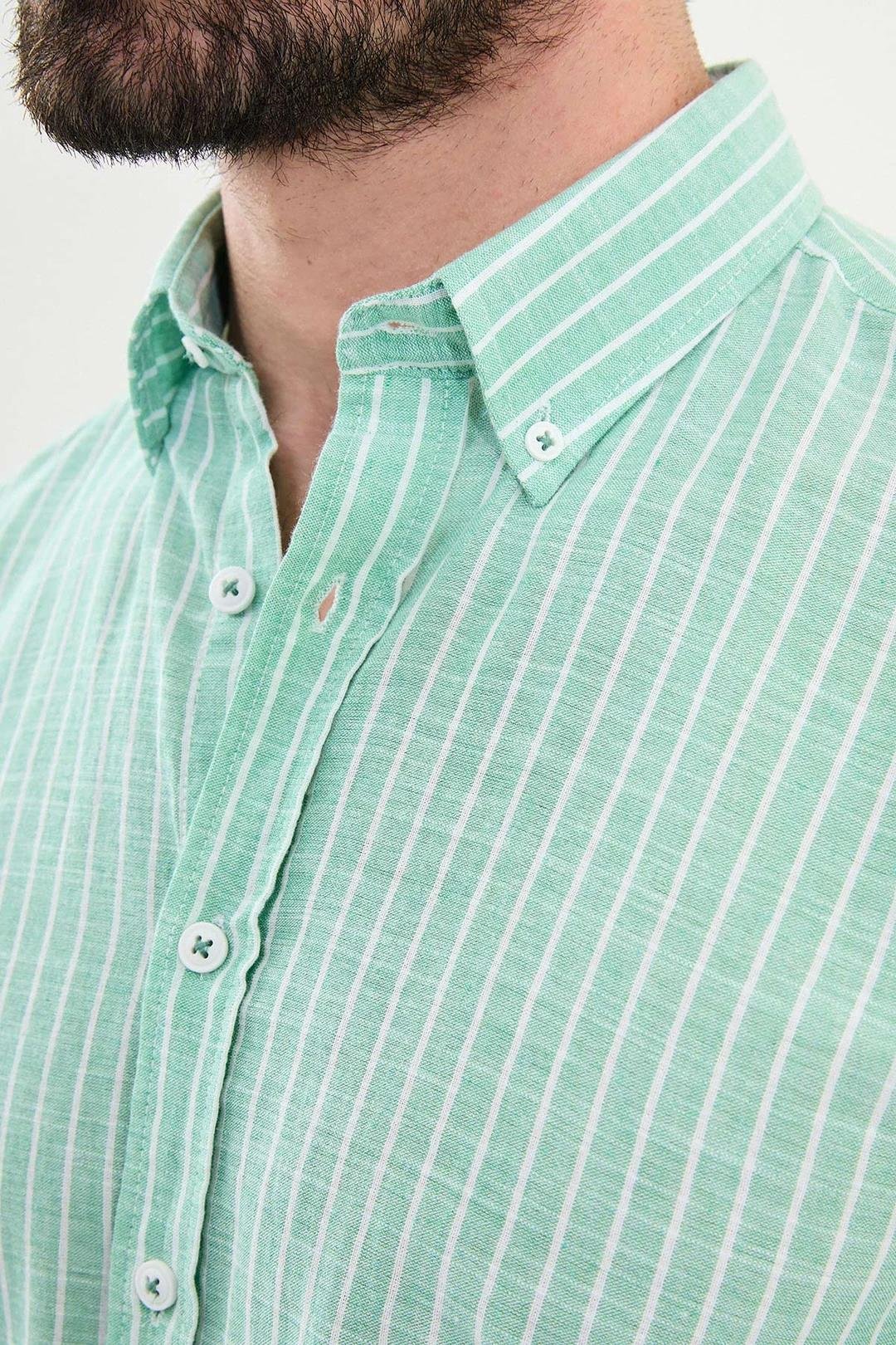 Çizgili Slim Fit Uzun Kollu Keten Erkek Gömlek ürünü ÜST GİYİM kategorisinde sizleri bekliyor.