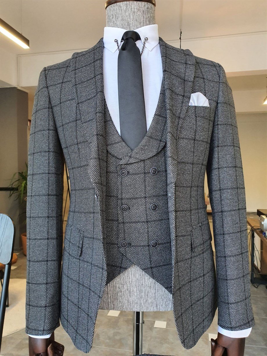 Slim Fit Plaid Vest Suit ürünü SUIT kategorisinde sizleri bekliyor.