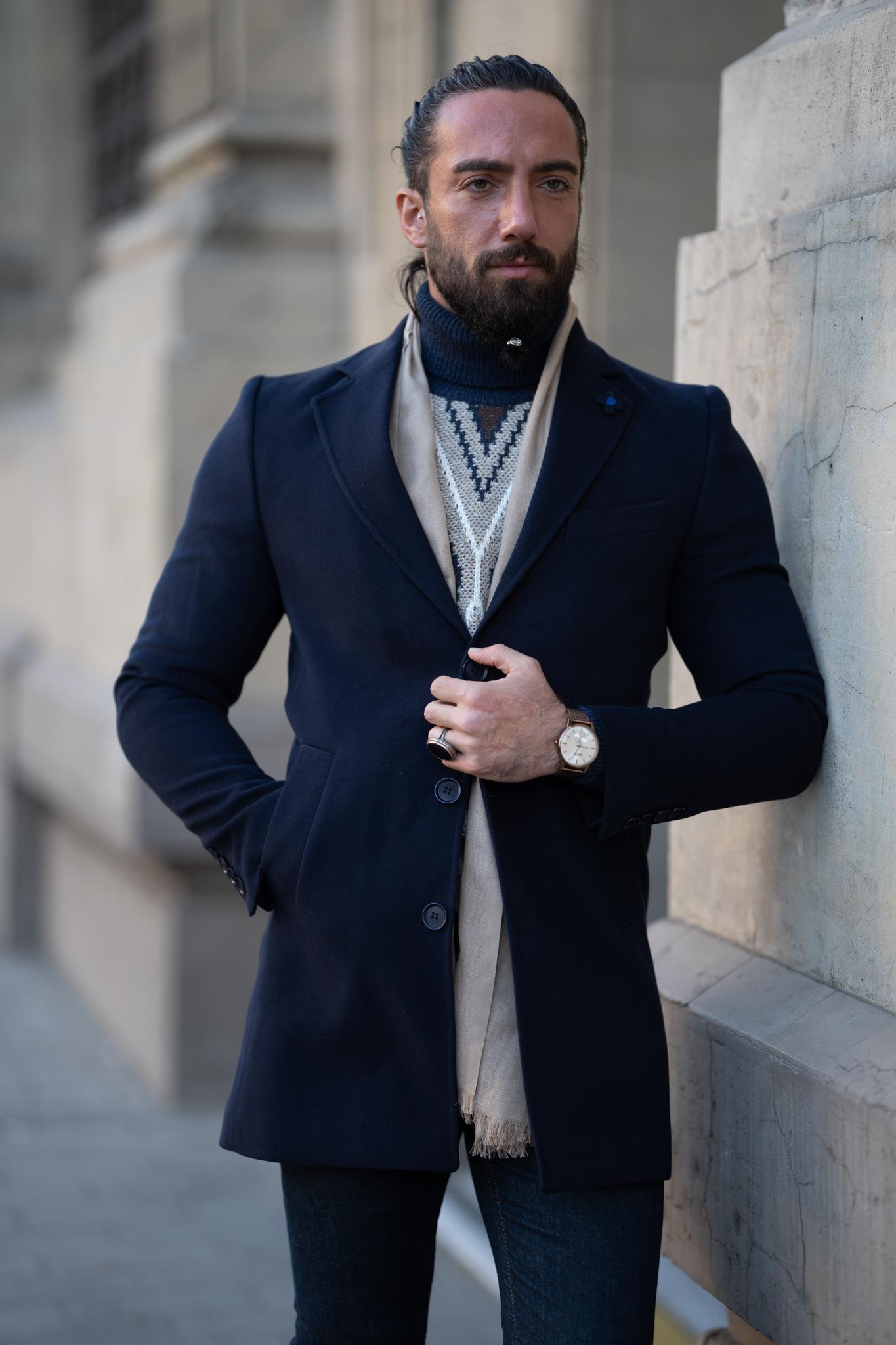 Slim Fit Coat ürünü OUTERWEAR kategorisinde sizleri bekliyor.