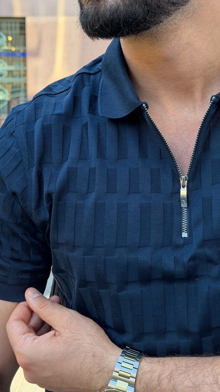 Desenli Özel Tasarım T-shirt ürünü ÜST GİYİM kategorisinde sizleri bekliyor.