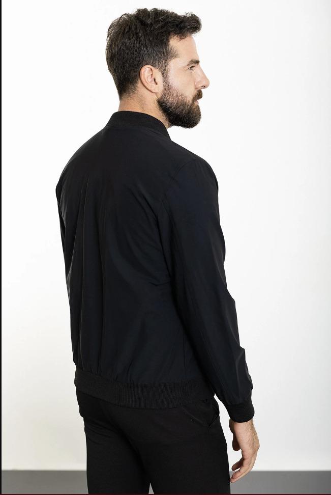 Düz Slim Fit Hakim Yaka Erkek Mont ürünü DIŞ GİYİM kategorisinde sizleri bekliyor.