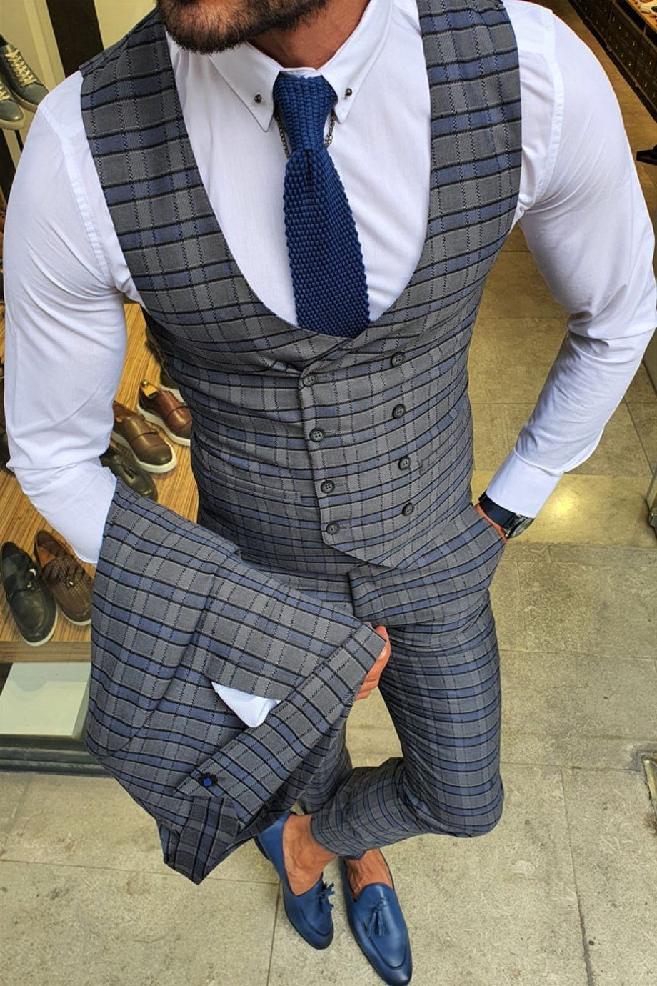 Plaid Vest Suit ürünü SUIT kategorisinde sizleri bekliyor.