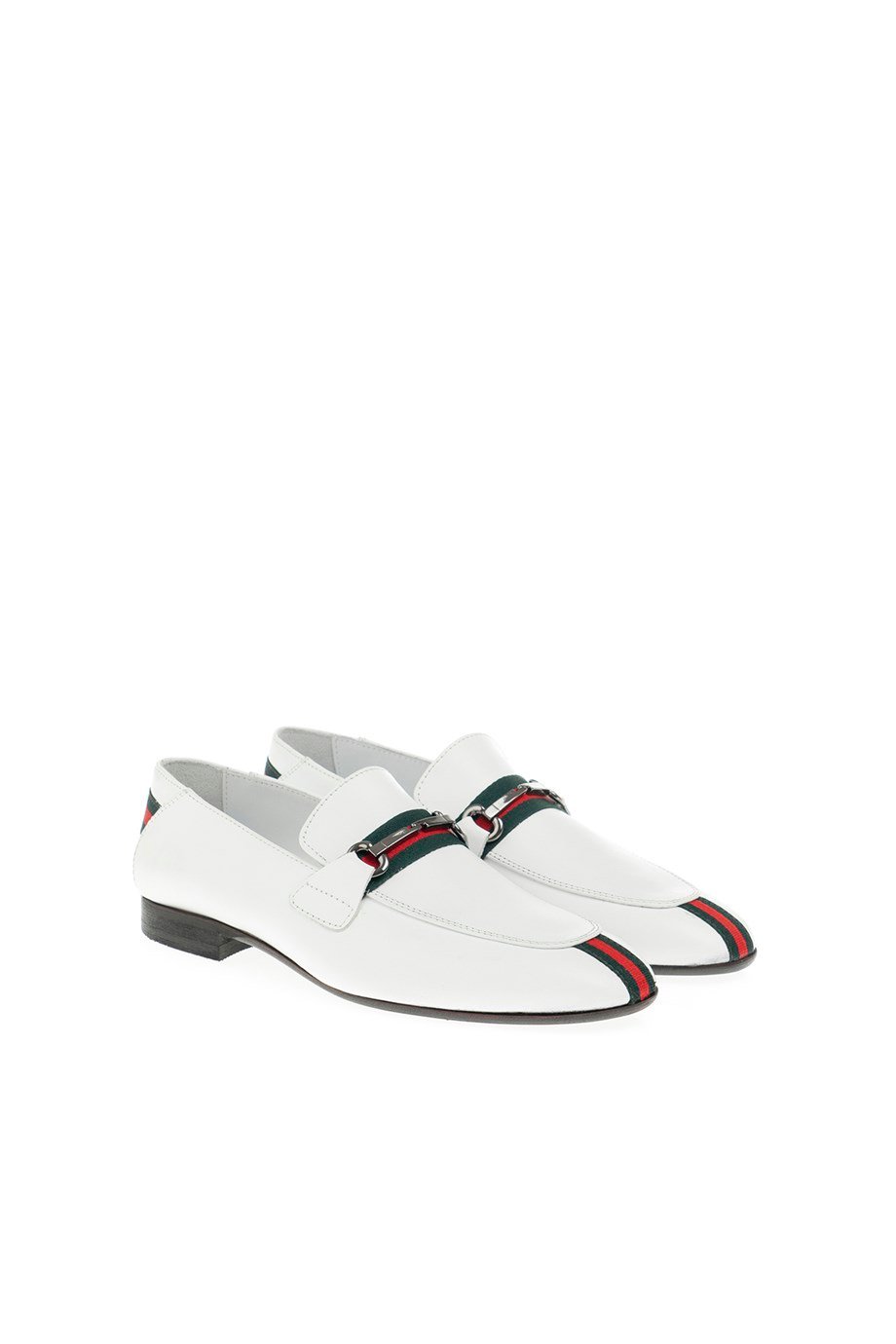 El Yapımı Kösele Taban Loafer ürünü YENİ SEZON kategorisinde sizleri bekliyor.