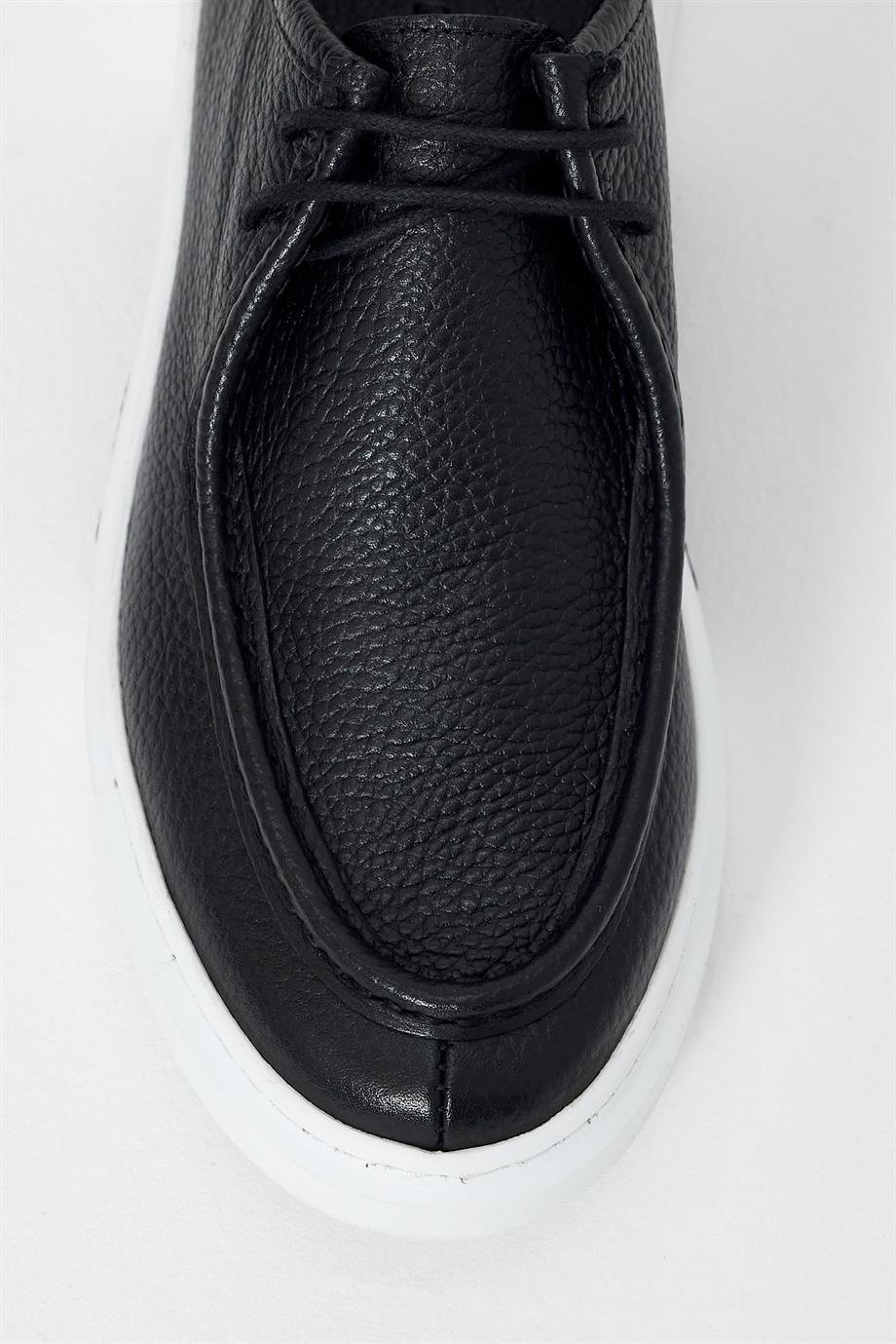 Eva Pool Sole Loafer Casual Shoes ürünü NEW SEASON kategorisinde sizleri bekliyor.