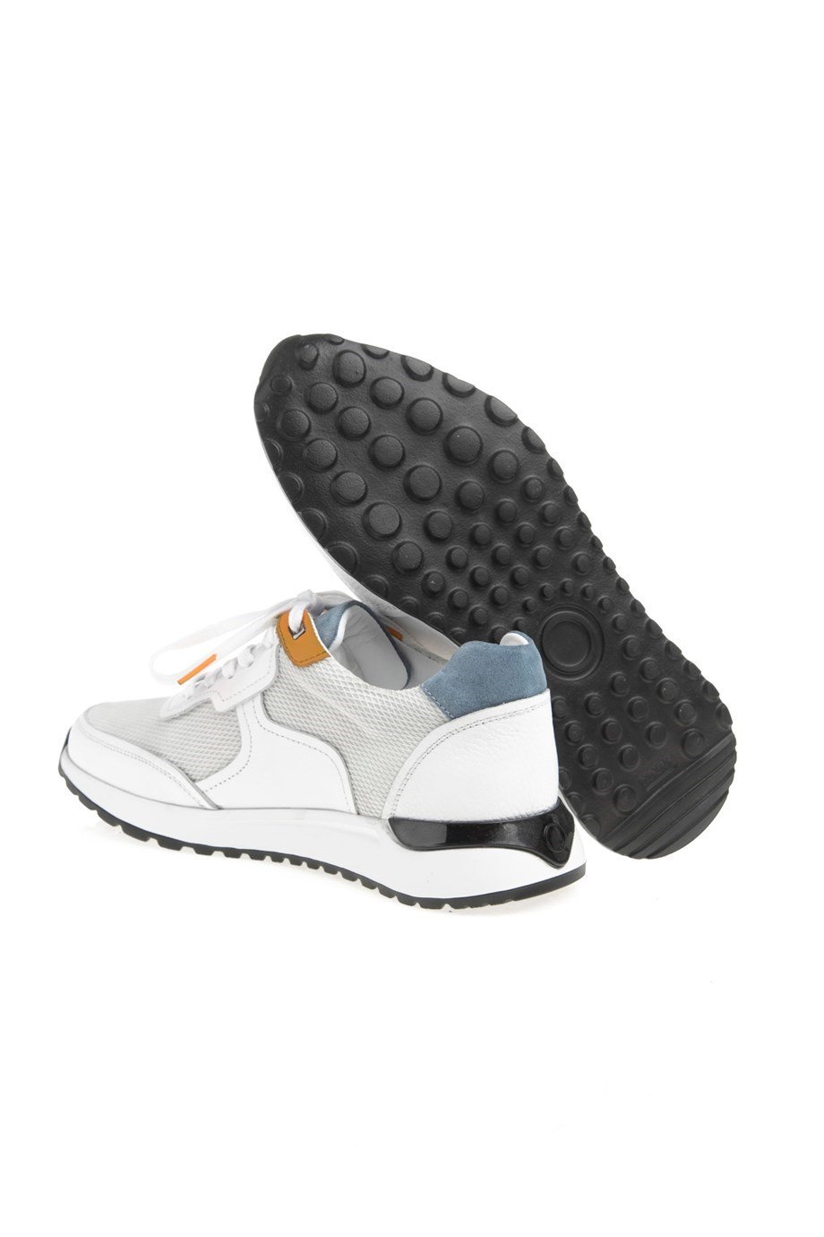 Eva Sole Genuine Leather Sneakers ürünü DİSCOUNT SALE kategorisinde sizleri bekliyor.