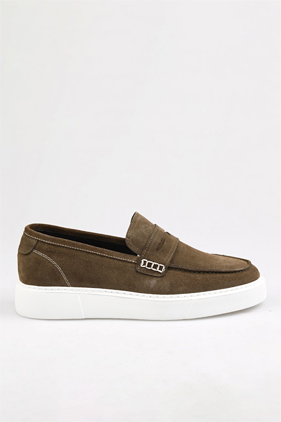Eva Taban Nubuk Strap Loafer ürünü NEW SEASON kategorisinde sizleri bekliyor.