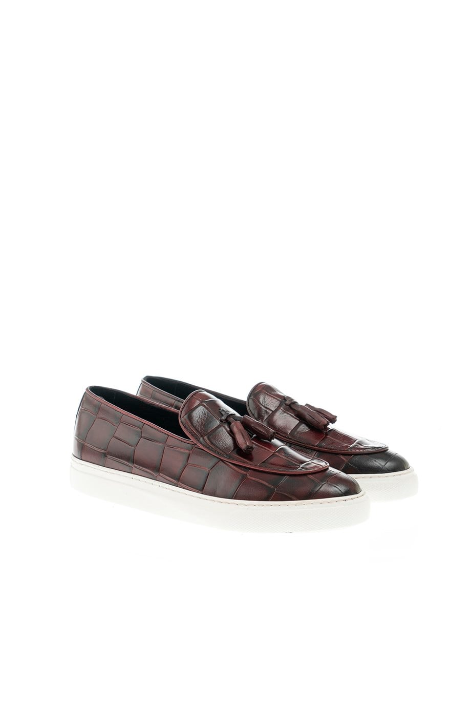 Eva Taban Püsküllü Kroko Deri Sneakers ürünü NEW SEASON kategorisinde sizleri bekliyor.
