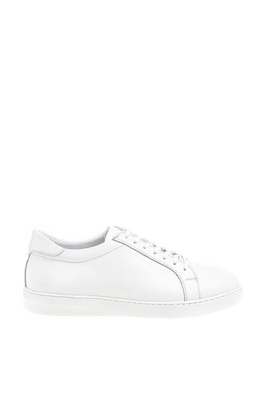Eva Taban Sneakers Ayakkabı ürünü YENİ SEZON kategorisinde sizleri bekliyor.