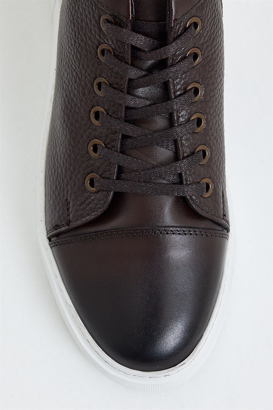 Eva Sole Side Zipper Detailed Boots ürünü BOOTS kategorisinde sizleri bekliyor.