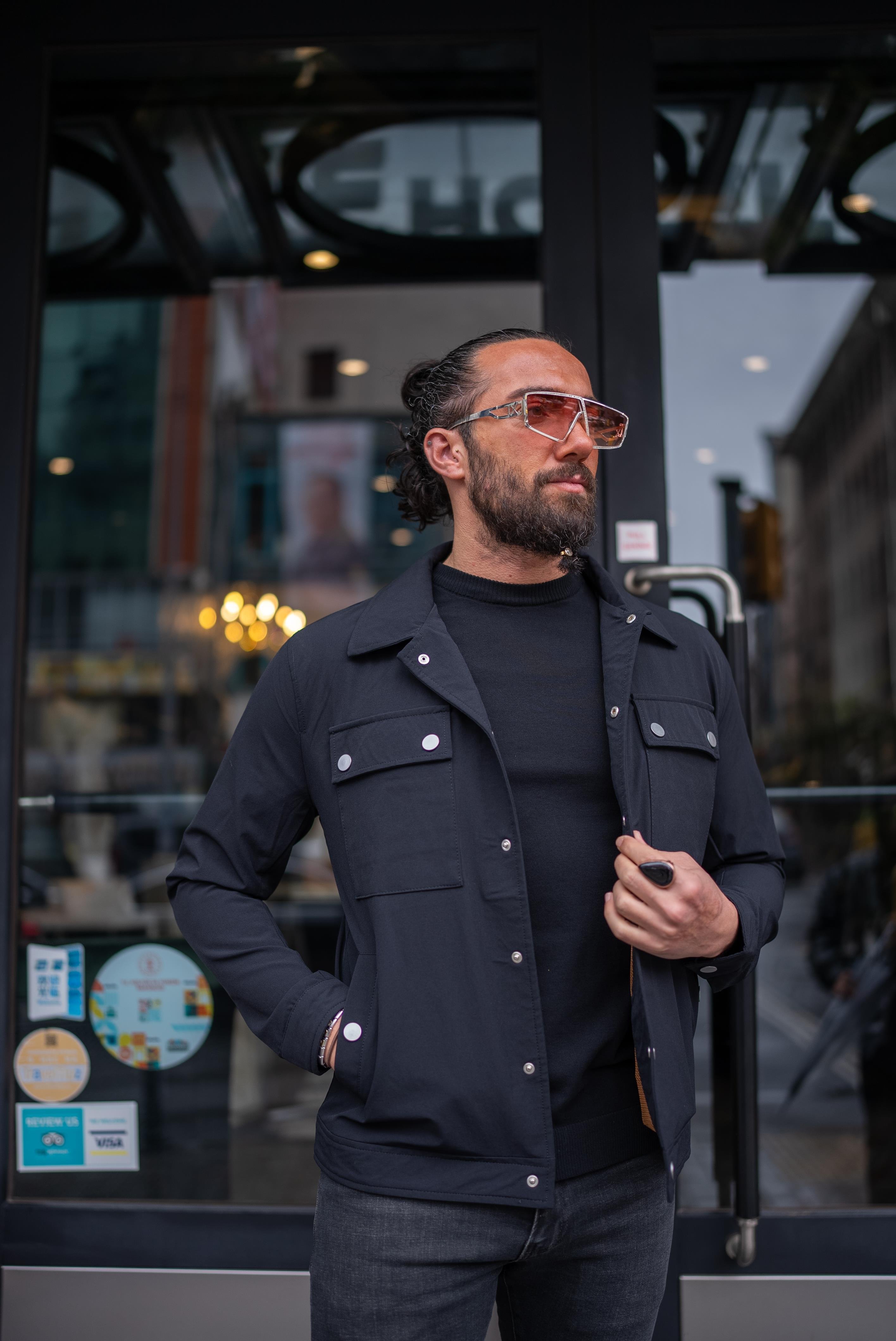 Gömlek Yaka Metal Düğme Detaylı ürünü DIŞ GİYİM kategorisinde sizleri bekliyor.