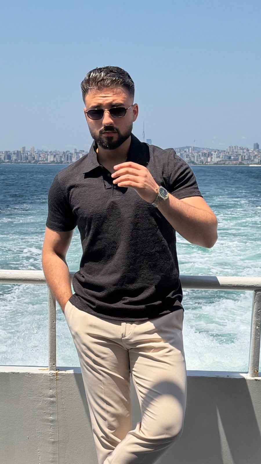 Gömlek Yaka Penye ürünü ÜST GİYİM kategorisinde sizleri bekliyor.