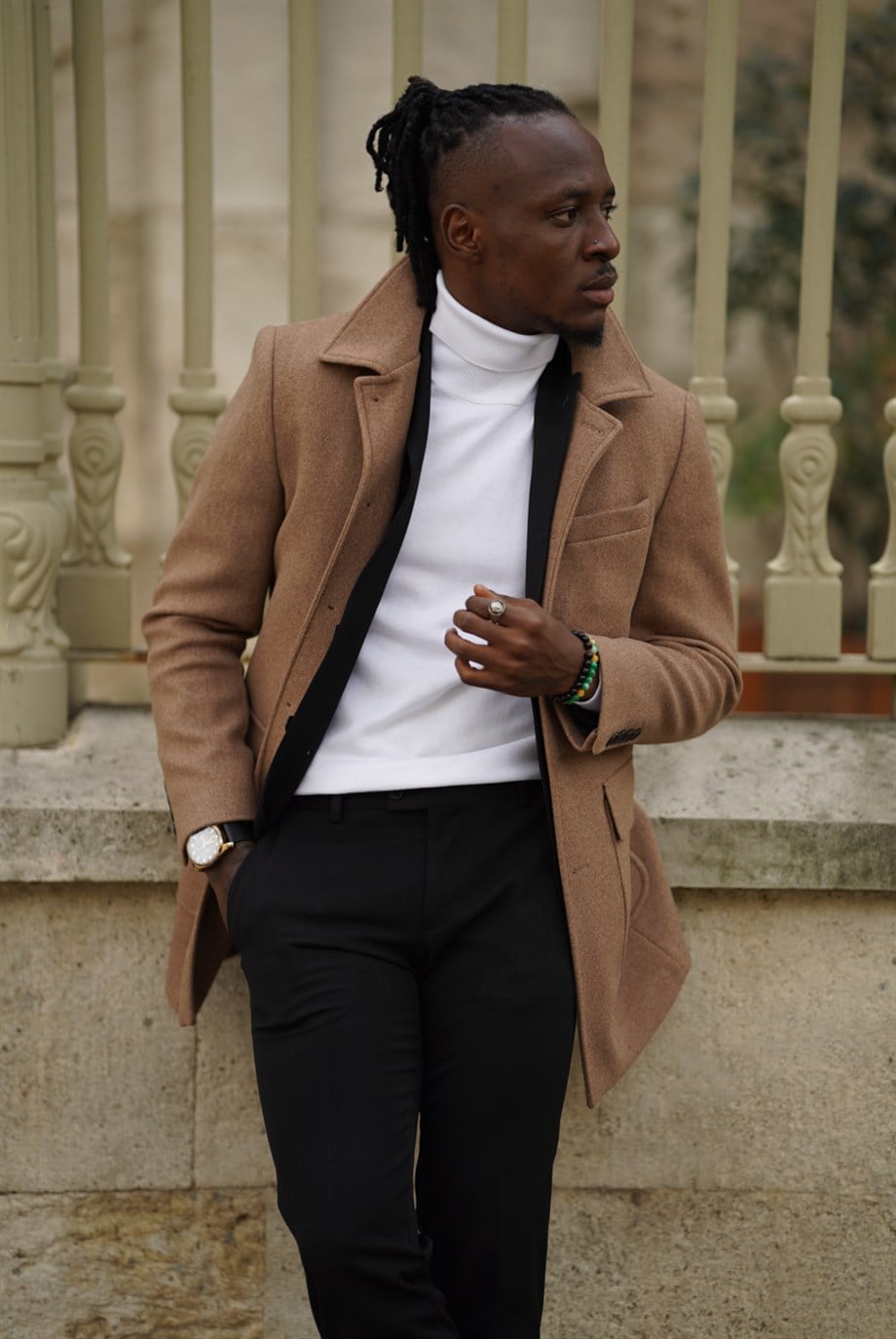 Shirt Collar Wool Coat ürünü OUTERWEAR kategorisinde sizleri bekliyor.