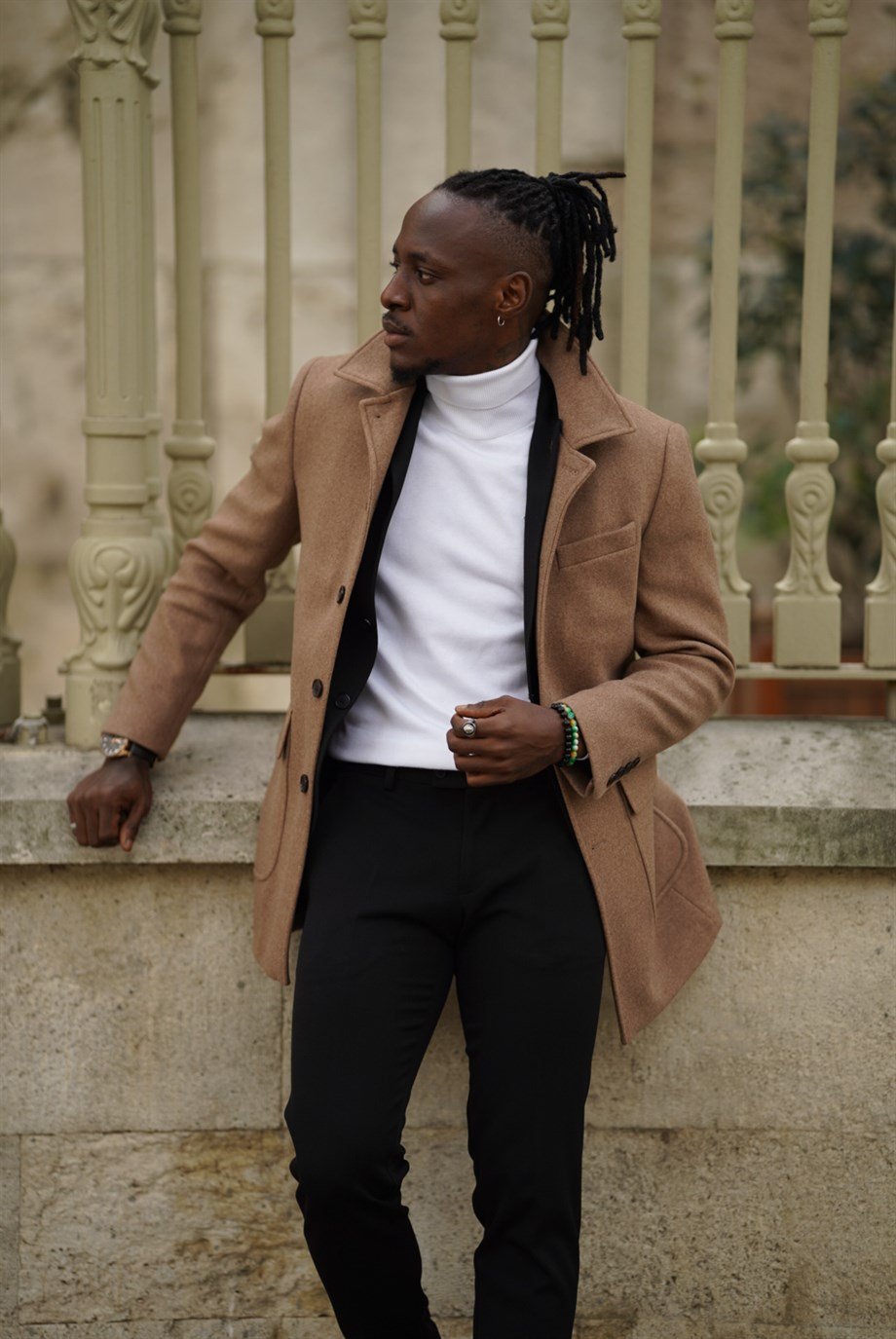 Shirt Collar Wool Coat ürünü OUTERWEAR kategorisinde sizleri bekliyor.