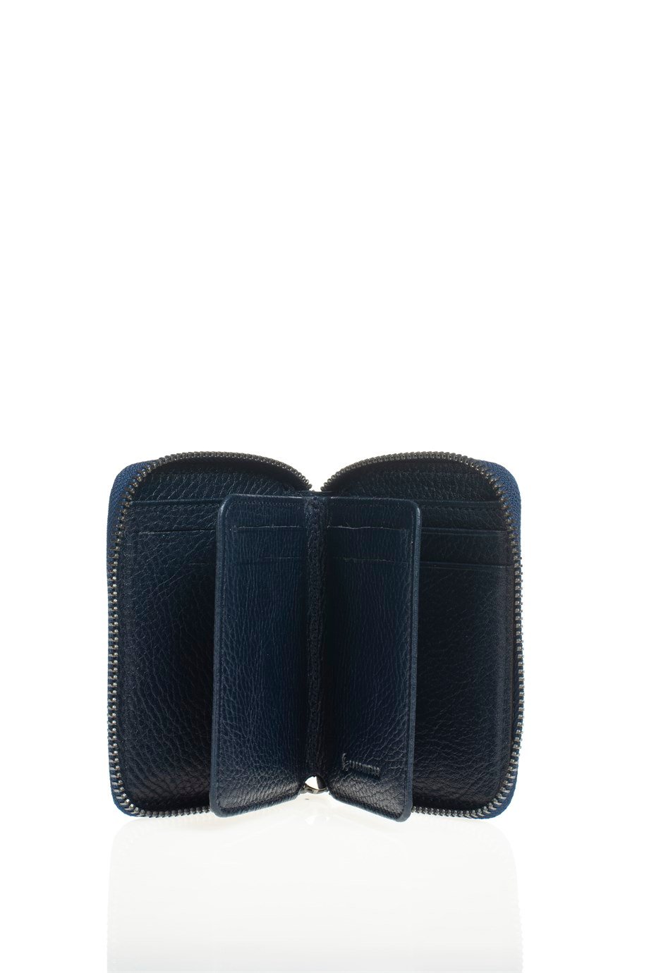 HAKİKİ DERİ CÜZDAN ürünü CÜZDAN kategorisinde sizleri bekliyor.