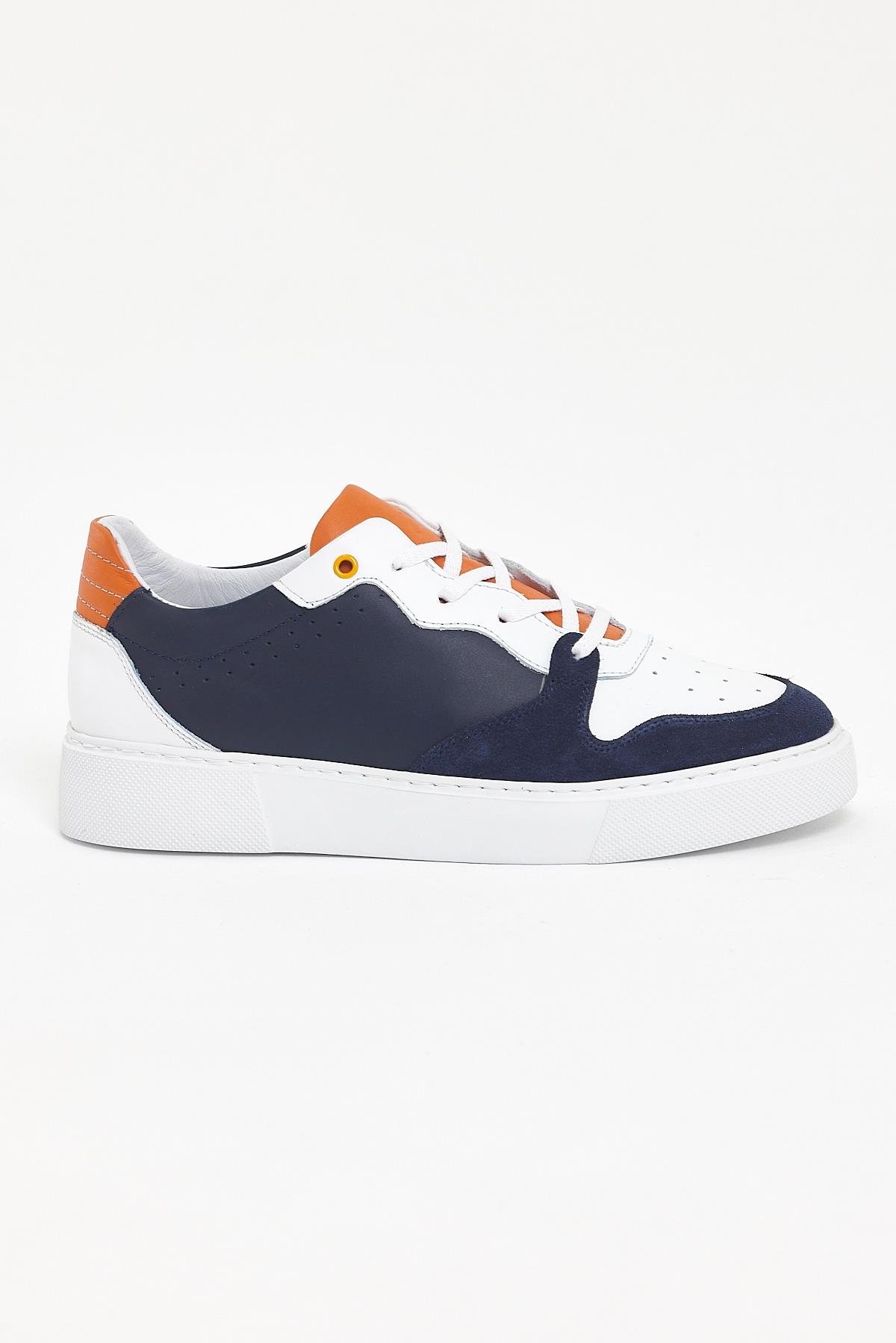 Eva Sole Sports Shoe Model with Pool ürünü NEW SEASON kategorisinde sizleri bekliyor.