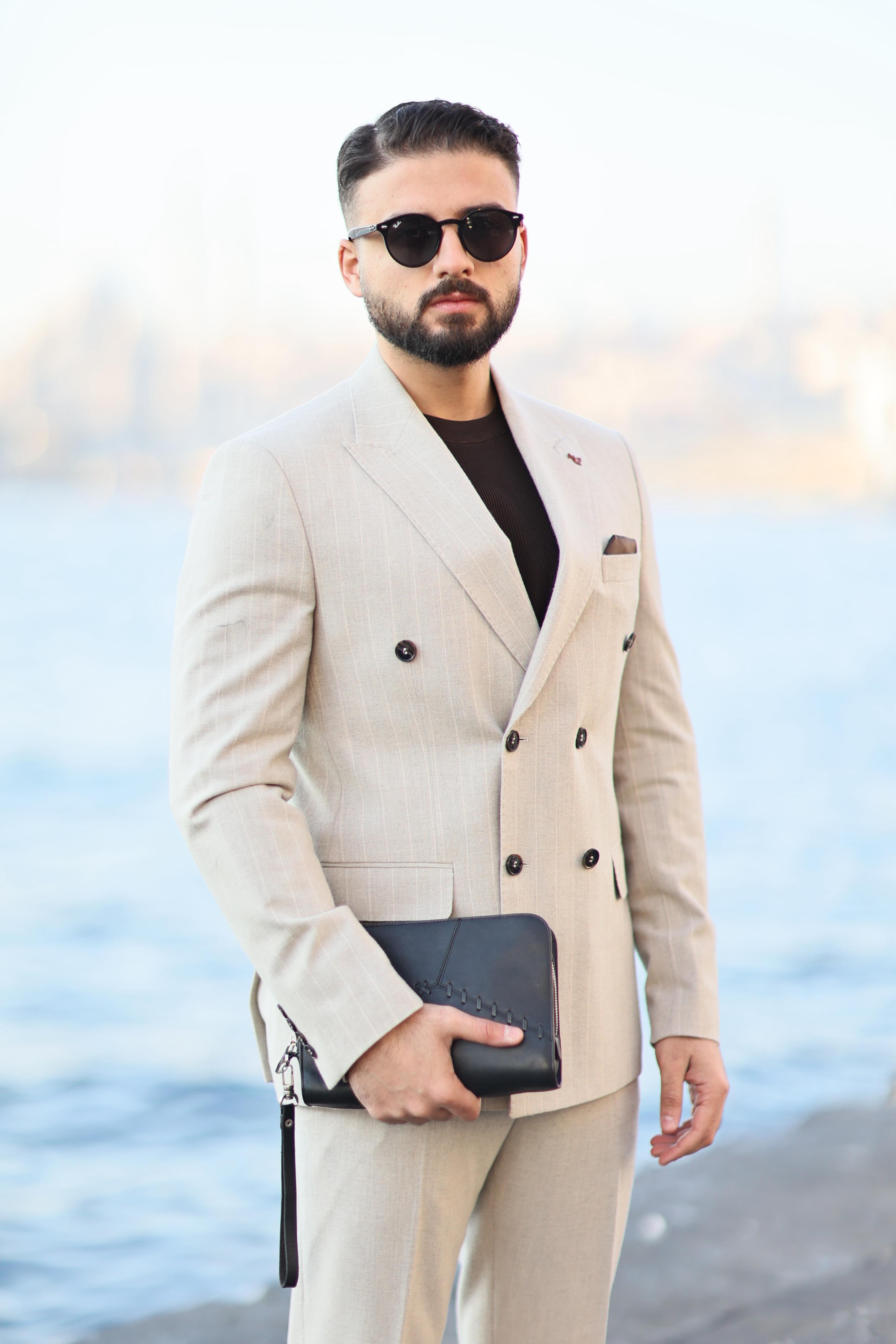 İnce Çizgi Detaylı Kruvaze Ceket ürünü DIŞ GİYİM kategorisinde sizleri bekliyor.