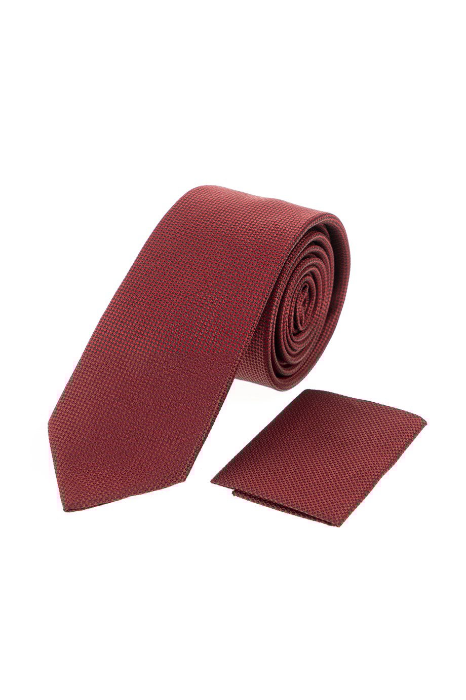 İnce Dokumalı Kravat ürünü AKSESUAR kategorisinde sizleri bekliyor.