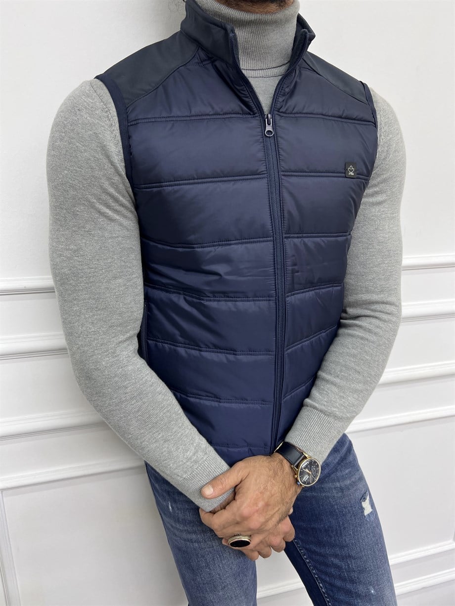 Slim Filled Slim Fit Vest ürünü OUTERWEAR kategorisinde sizleri bekliyor.