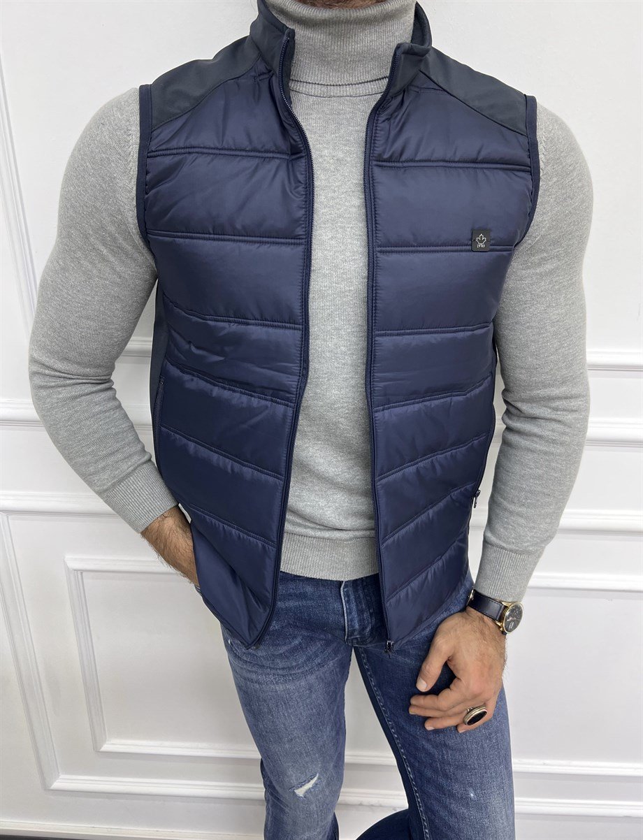 Slim Filled Slim Fit Vest ürünü OUTERWEAR kategorisinde sizleri bekliyor.