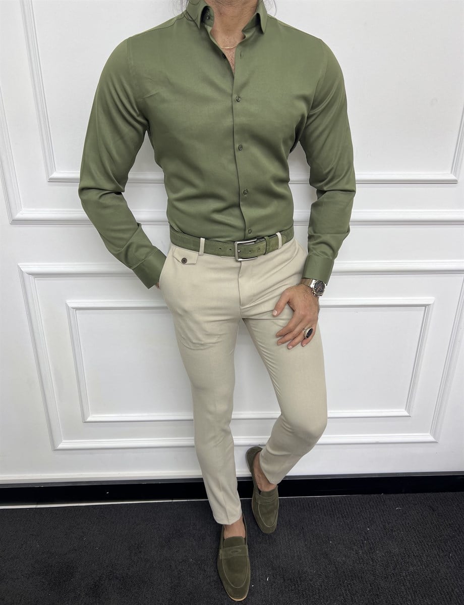 British Collar Slim Fit Shirt ürünü TOP CLOTHING kategorisinde sizleri bekliyor.