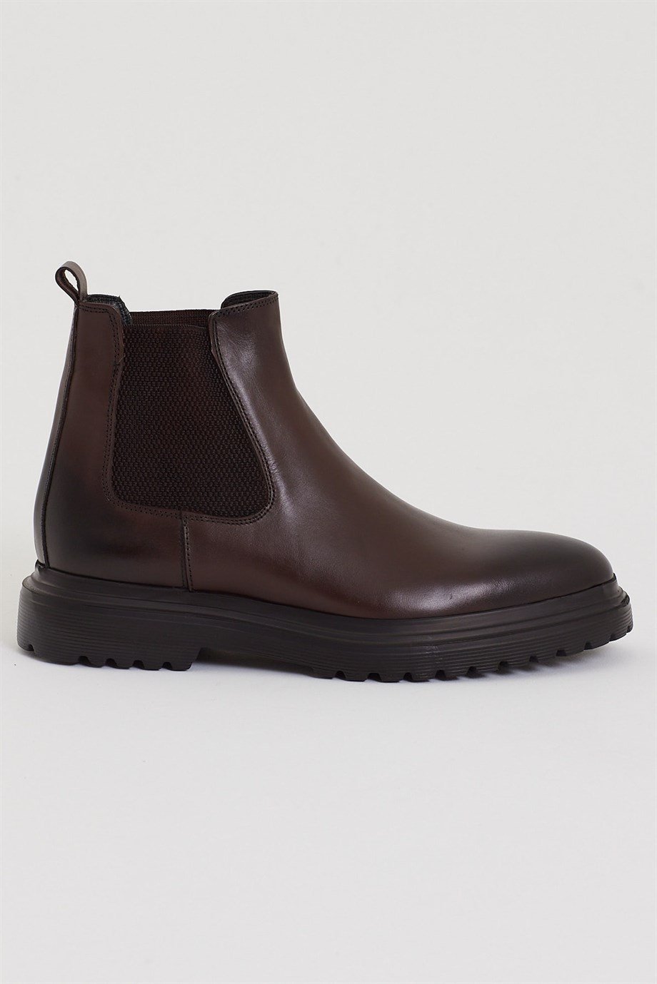 Thick Eva Sole Jogger Boots ürünü NEW SEASON kategorisinde sizleri bekliyor.