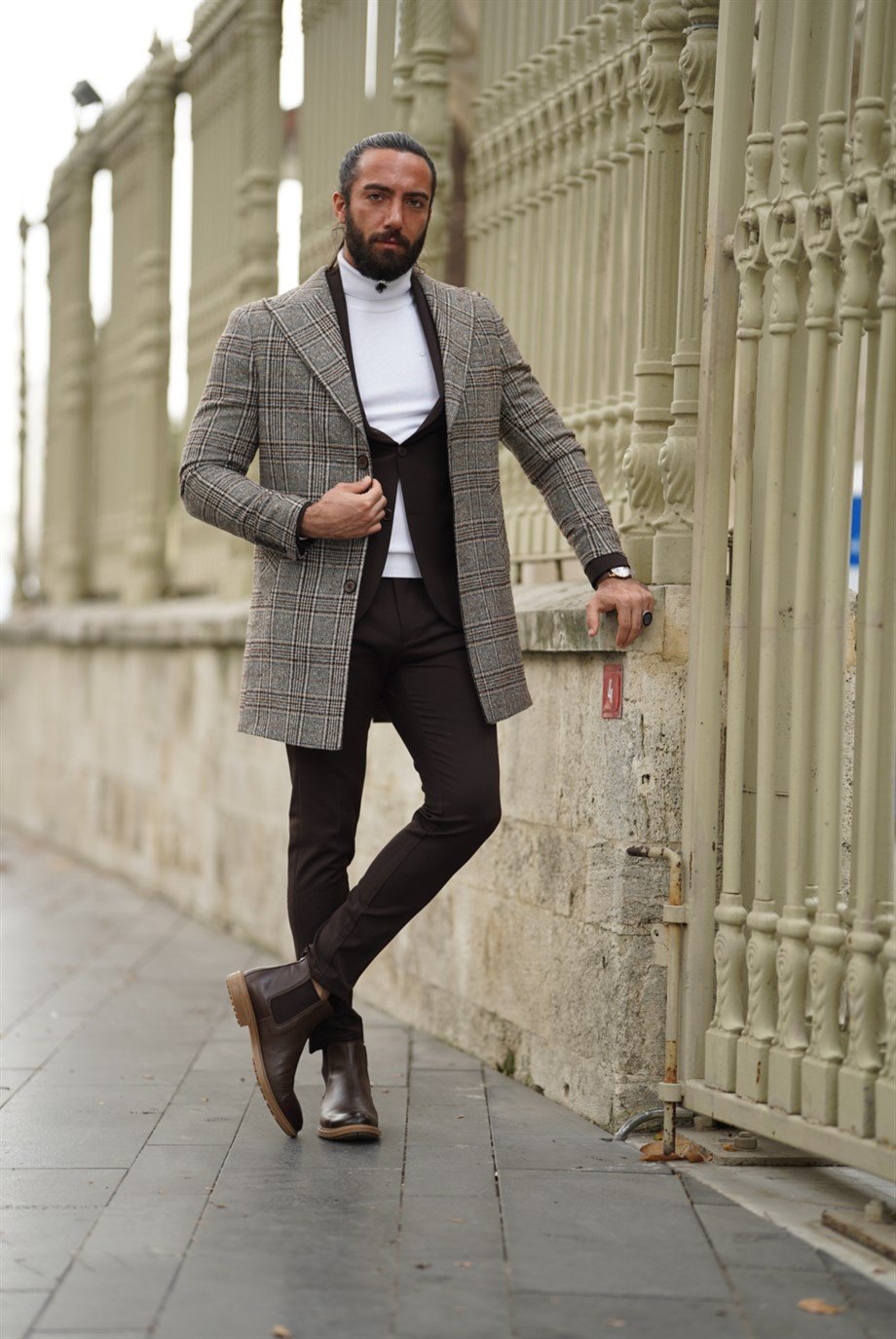 Dovetail Collar Plaid Detailed Wool Cachet Coat ürünü OUTERWEAR kategorisinde sizleri bekliyor.