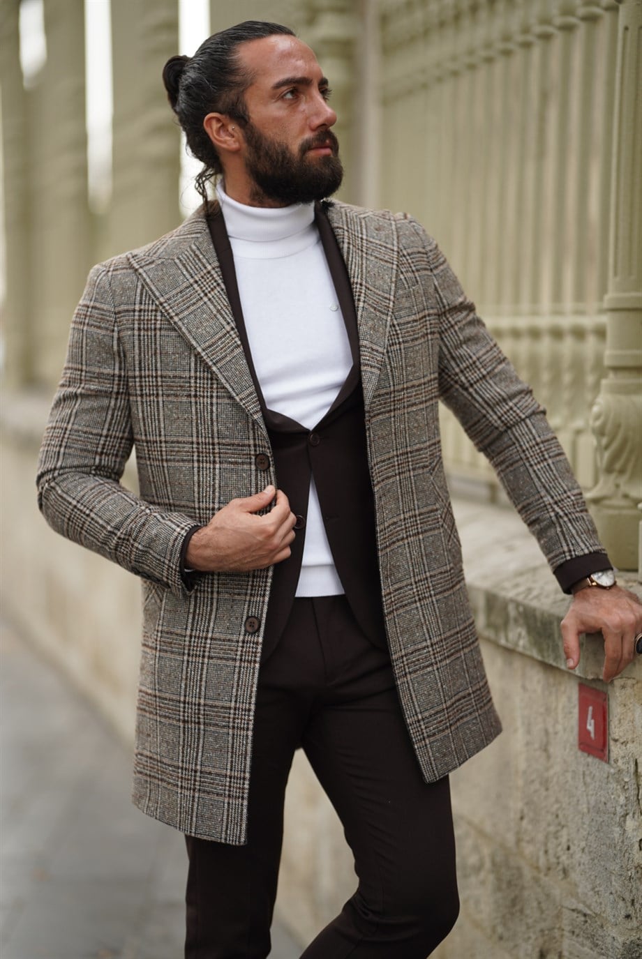 Dovetail Collar Plaid Detailed Wool Cachet Coat ürünü OUTERWEAR kategorisinde sizleri bekliyor.