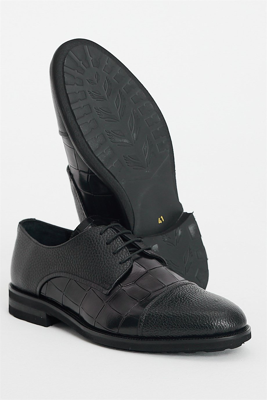 Crocodile Detailed Eva Sole Casual Shoes ürünü CASUAL kategorisinde sizleri bekliyor.