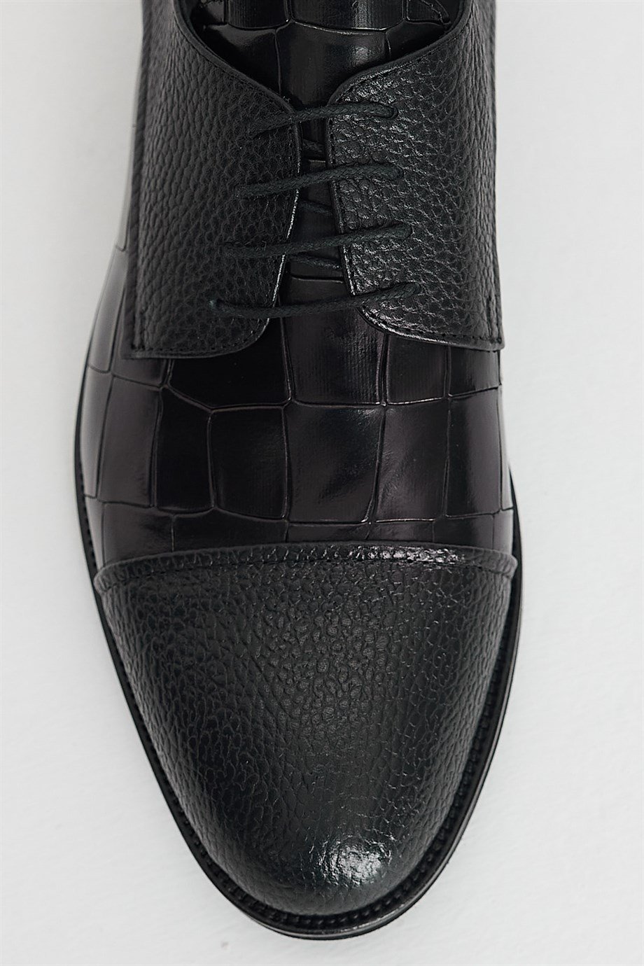 Crocodile Detailed Eva Sole Casual Shoes ürünü CASUAL kategorisinde sizleri bekliyor.