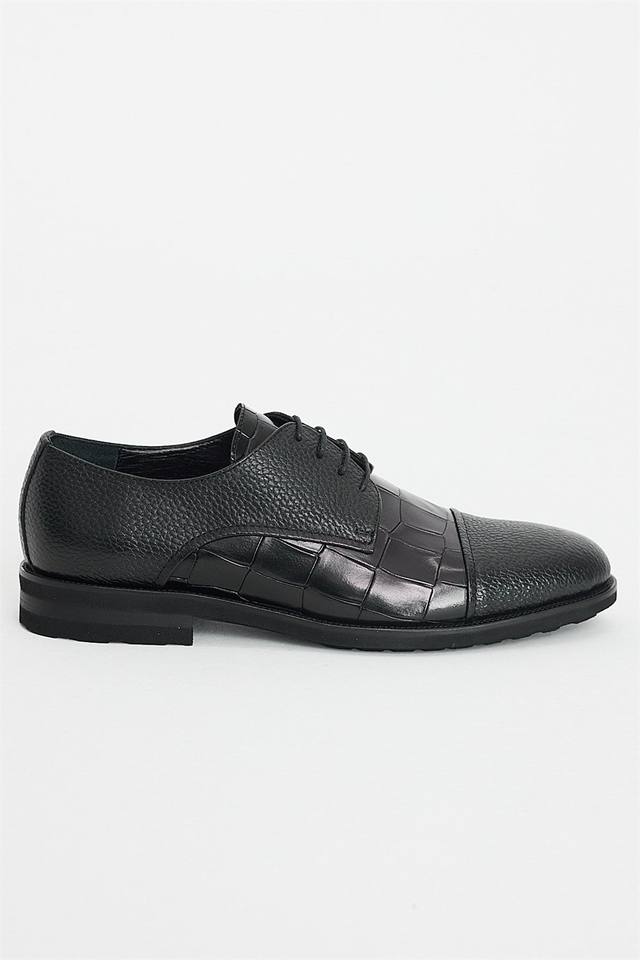 Crocodile Detailed Eva Sole Casual Shoes ürünü CASUAL kategorisinde sizleri bekliyor.
