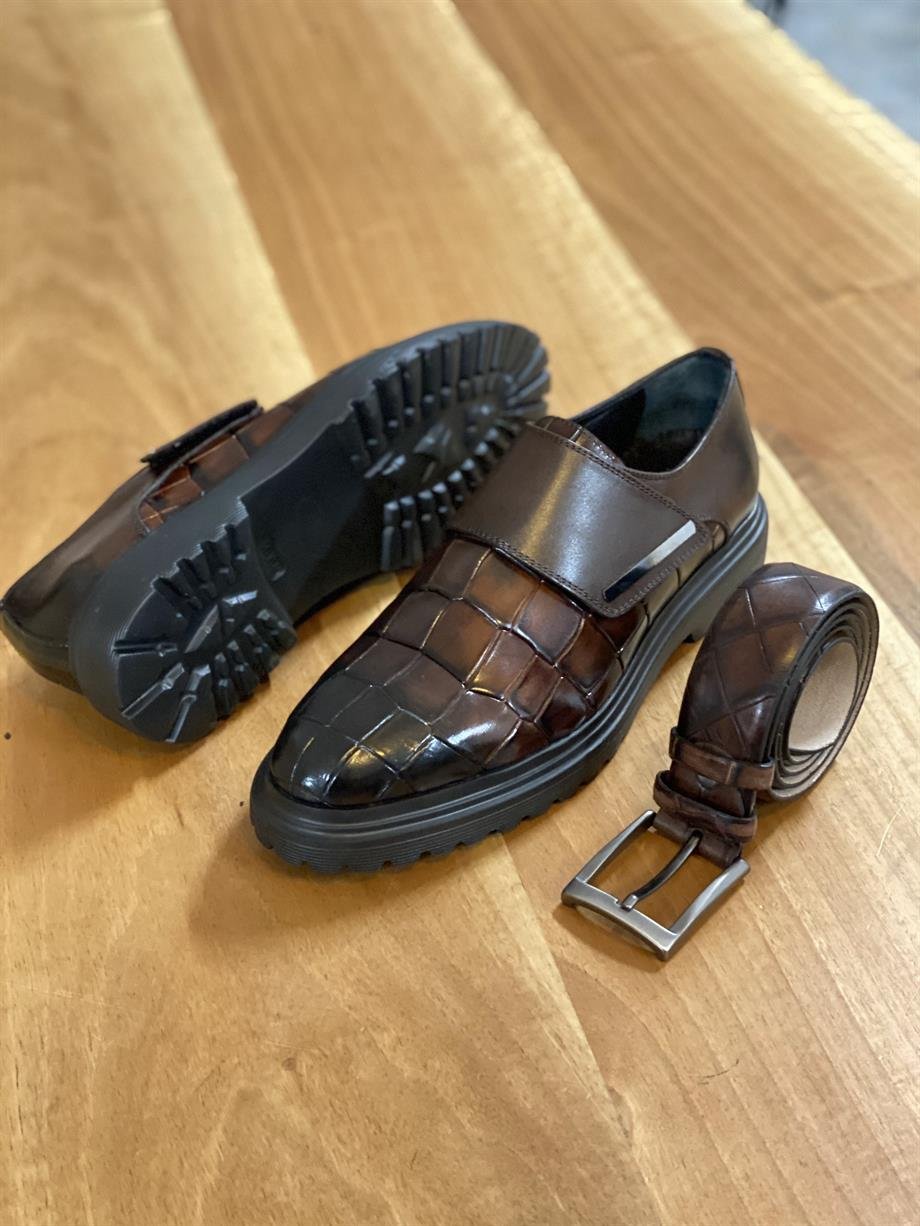 Kroko Detaylı Özel Tasarım Casual Ayakkabı ürünü YENİ SEZON kategorisinde sizleri bekliyor.