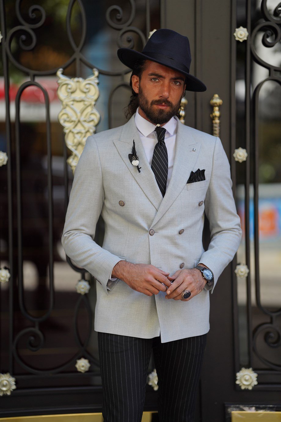 Kruvaze Kırlangıç Yaka Slim Fit Ceket ürünü OUTERWEAR kategorisinde sizleri bekliyor.
