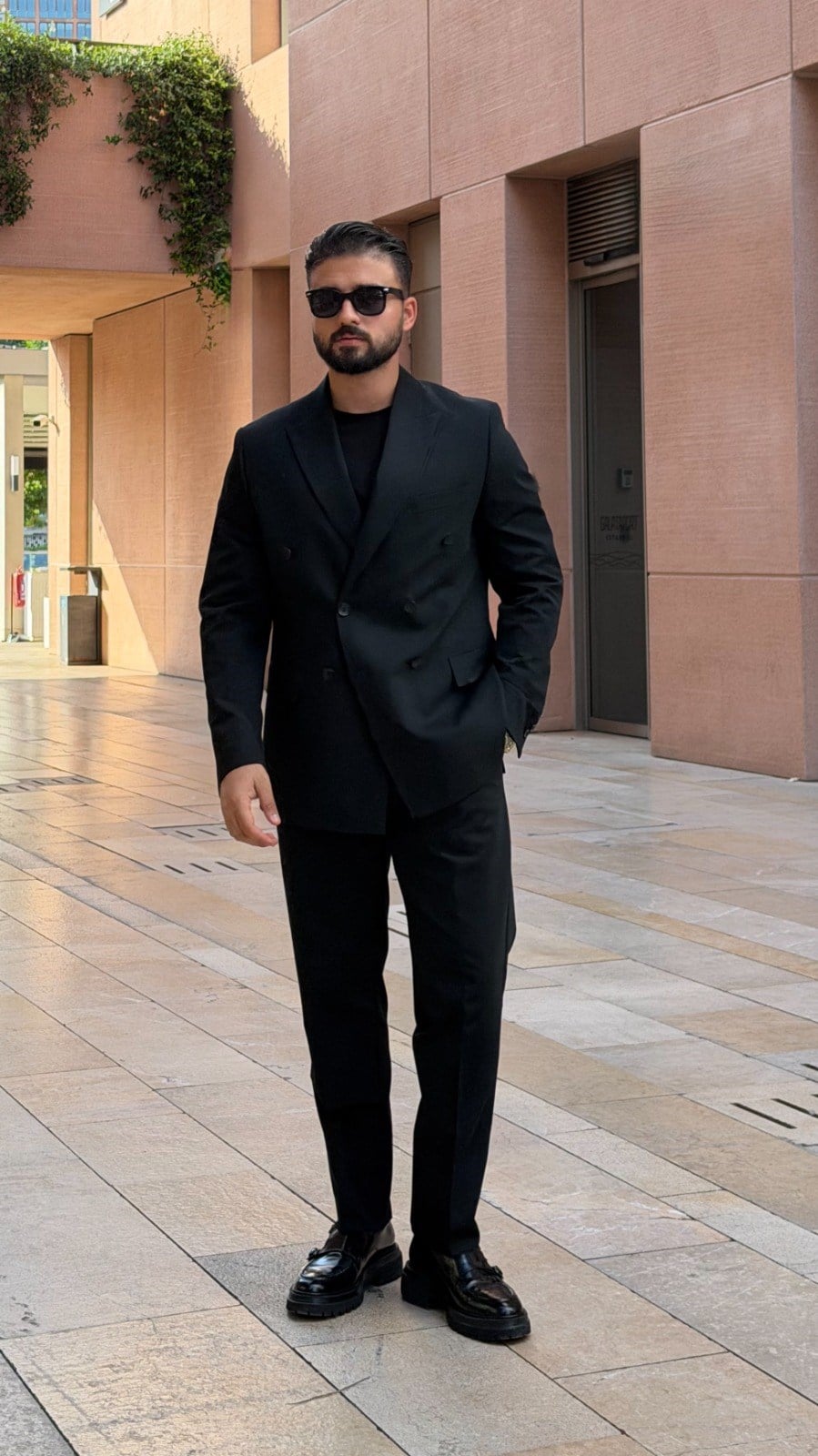 KRUVAZE TAKIM ELBİSE ürünü SUIT kategorisinde sizleri bekliyor.