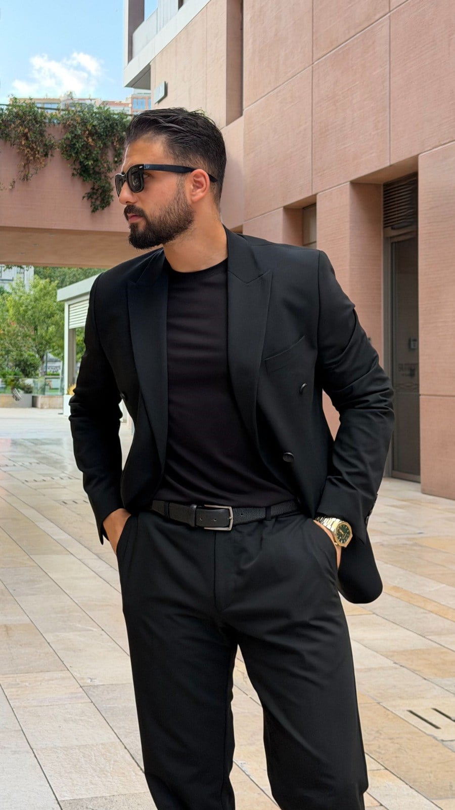 KRUVAZE TAKIM ELBİSE ürünü SUIT kategorisinde sizleri bekliyor.