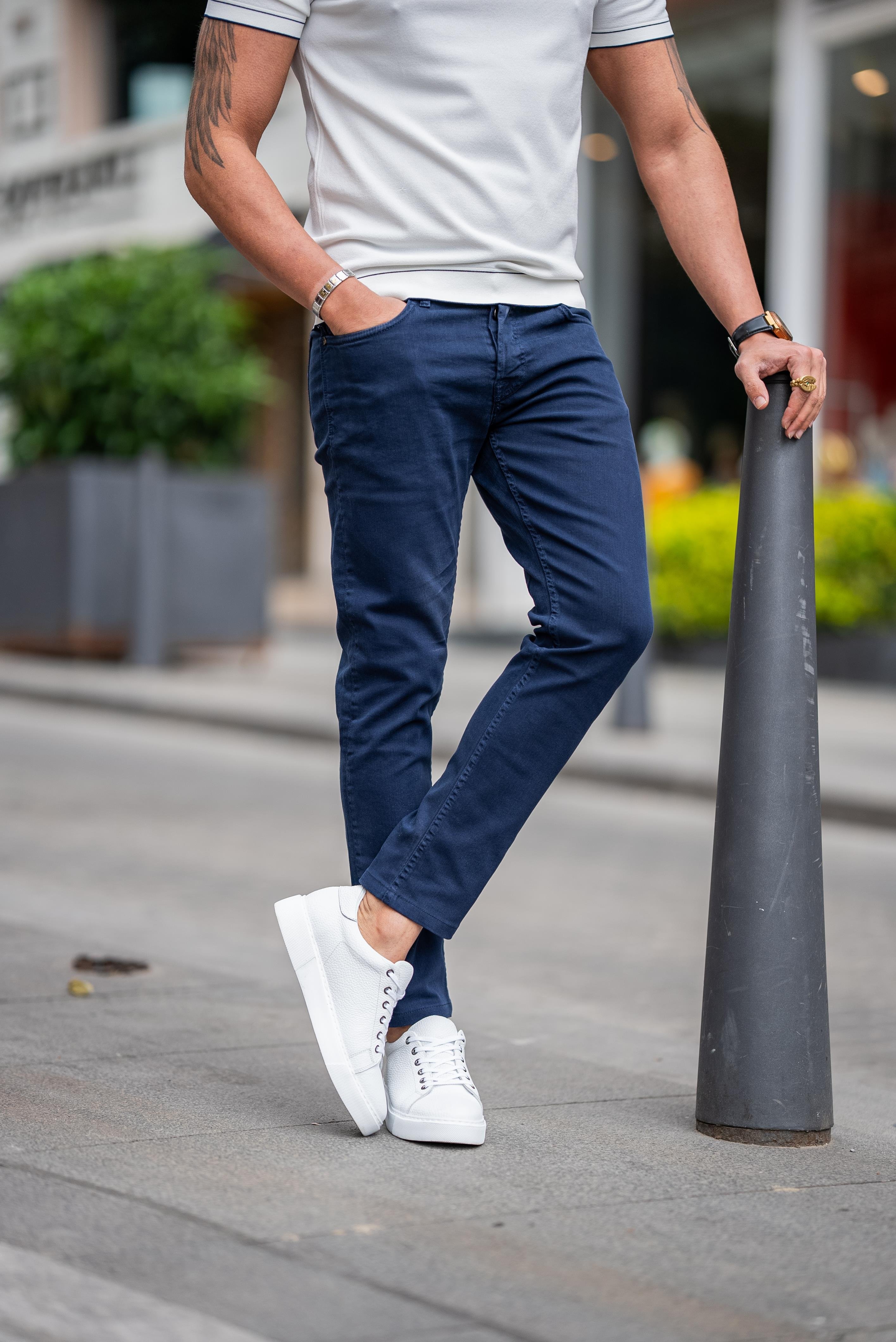 Lycra Slim Fit Trousers ürünü JEANS CLOTHING kategorisinde sizleri bekliyor.