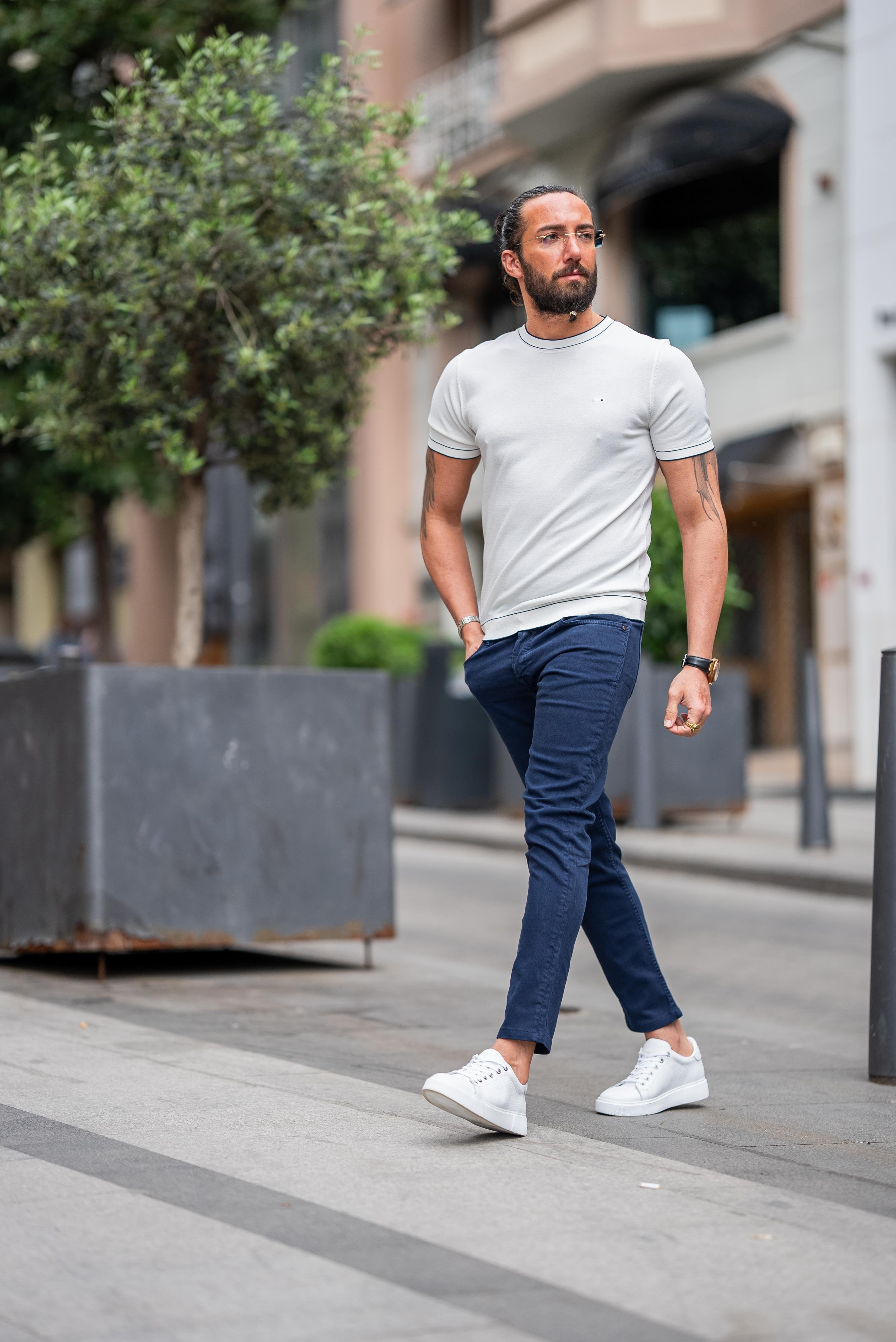 Lycra Slim Fit Trousers ürünü JEANS CLOTHING kategorisinde sizleri bekliyor.