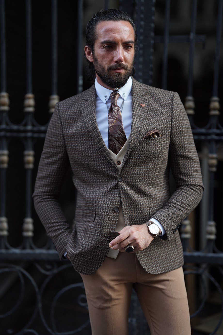 Mono Collar Pattern Detailed Jacket ürünü OUTERWEAR kategorisinde sizleri bekliyor.