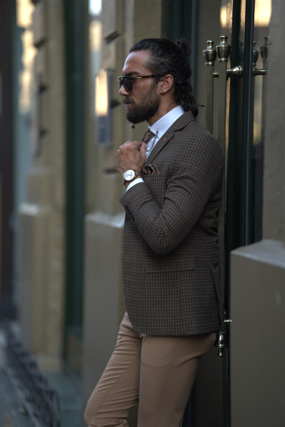 Mono Collar Pattern Detailed Jacket ürünü OUTERWEAR kategorisinde sizleri bekliyor.