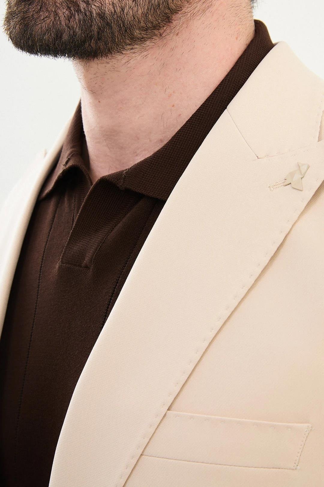 MONO YAKA KAPAK CEP DETAYLI CEKET ürünü DIŞ GİYİM kategorisinde sizleri bekliyor.